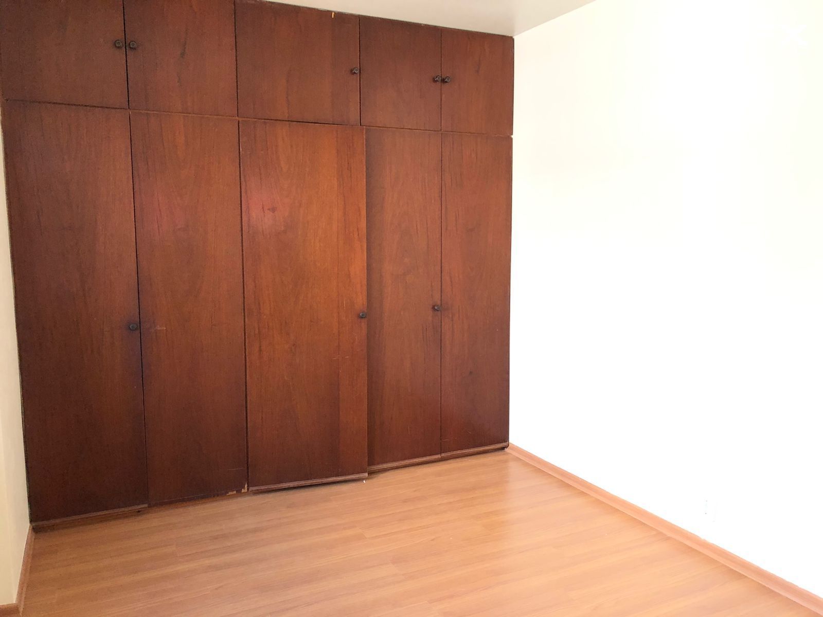 Apartamento à venda com 2 quartos, 100m² - Foto 9