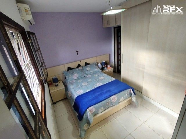 Casa à venda com 3 quartos, 250m² - Foto 10