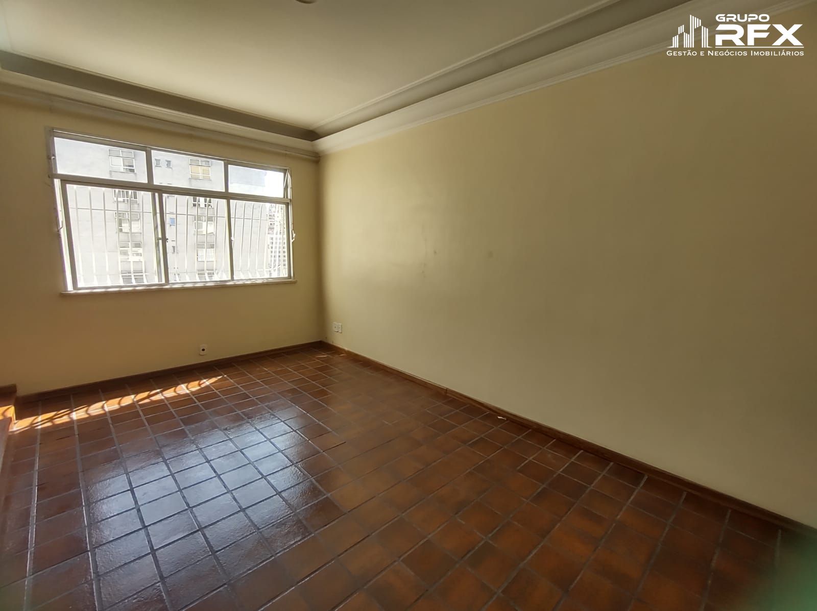 Apartamento à venda com 3 quartos, 179m² - Foto 8