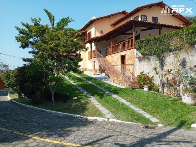 Casa à venda com 4 quartos, 239m² - Foto 3