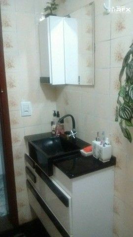 Apartamento à venda com 2 quartos, 70m² - Foto 13