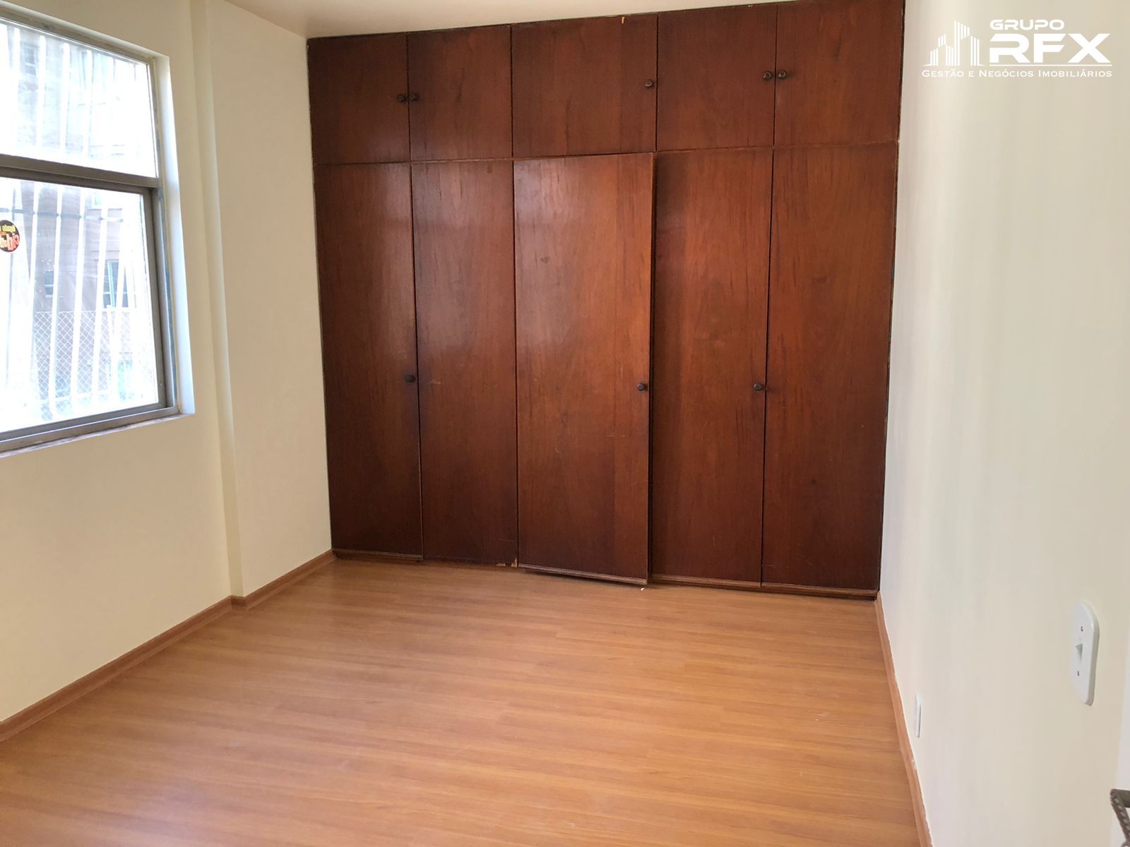 Apartamento à venda com 2 quartos, 100m² - Foto 5