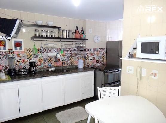 Apartamento à venda com 2 quartos, 77m² - Foto 14