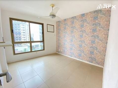 Apartamento à venda com 3 quartos, 100m² - Foto 11