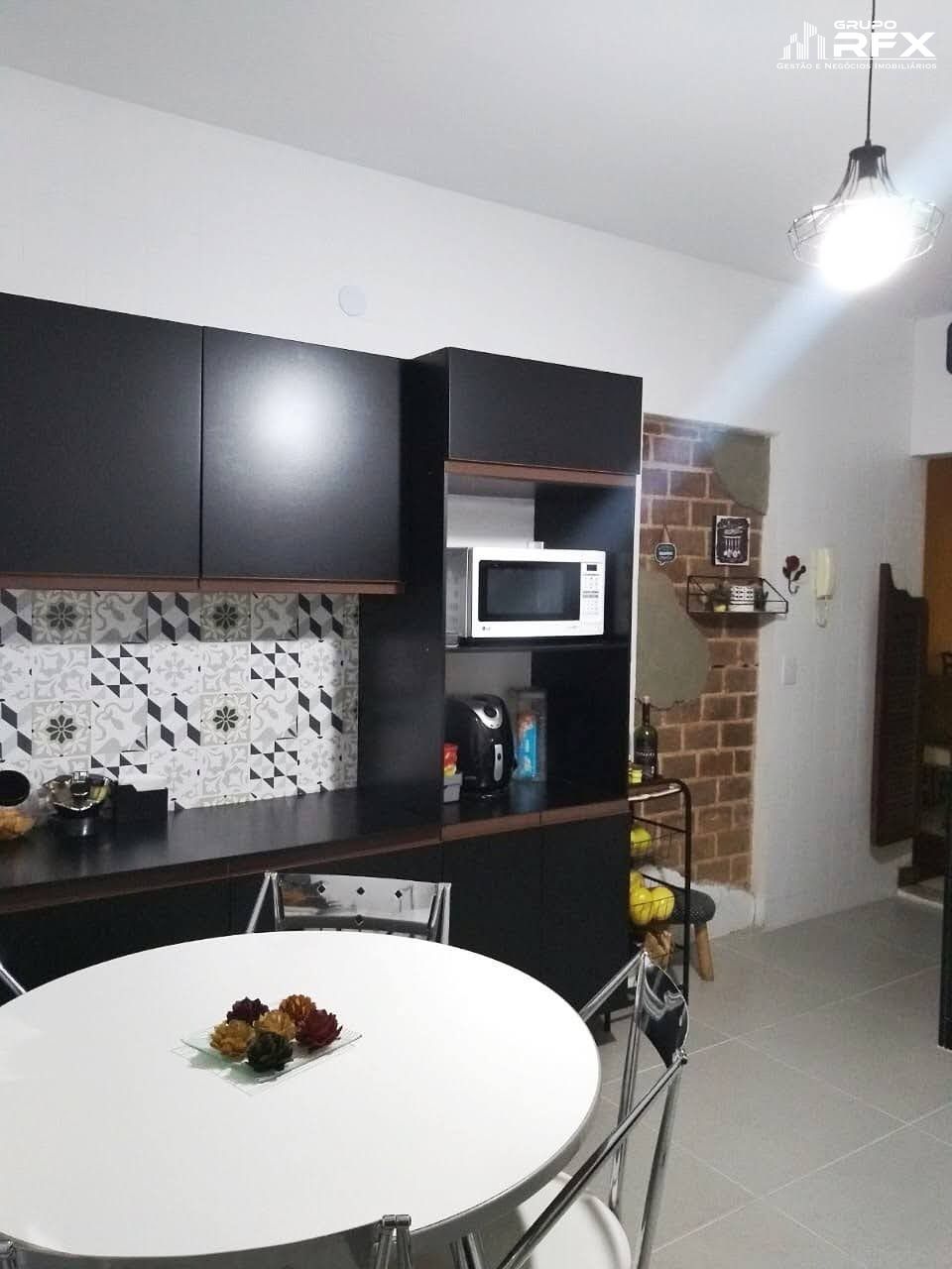 Casa à venda com 3 quartos, 220m² - Foto 25