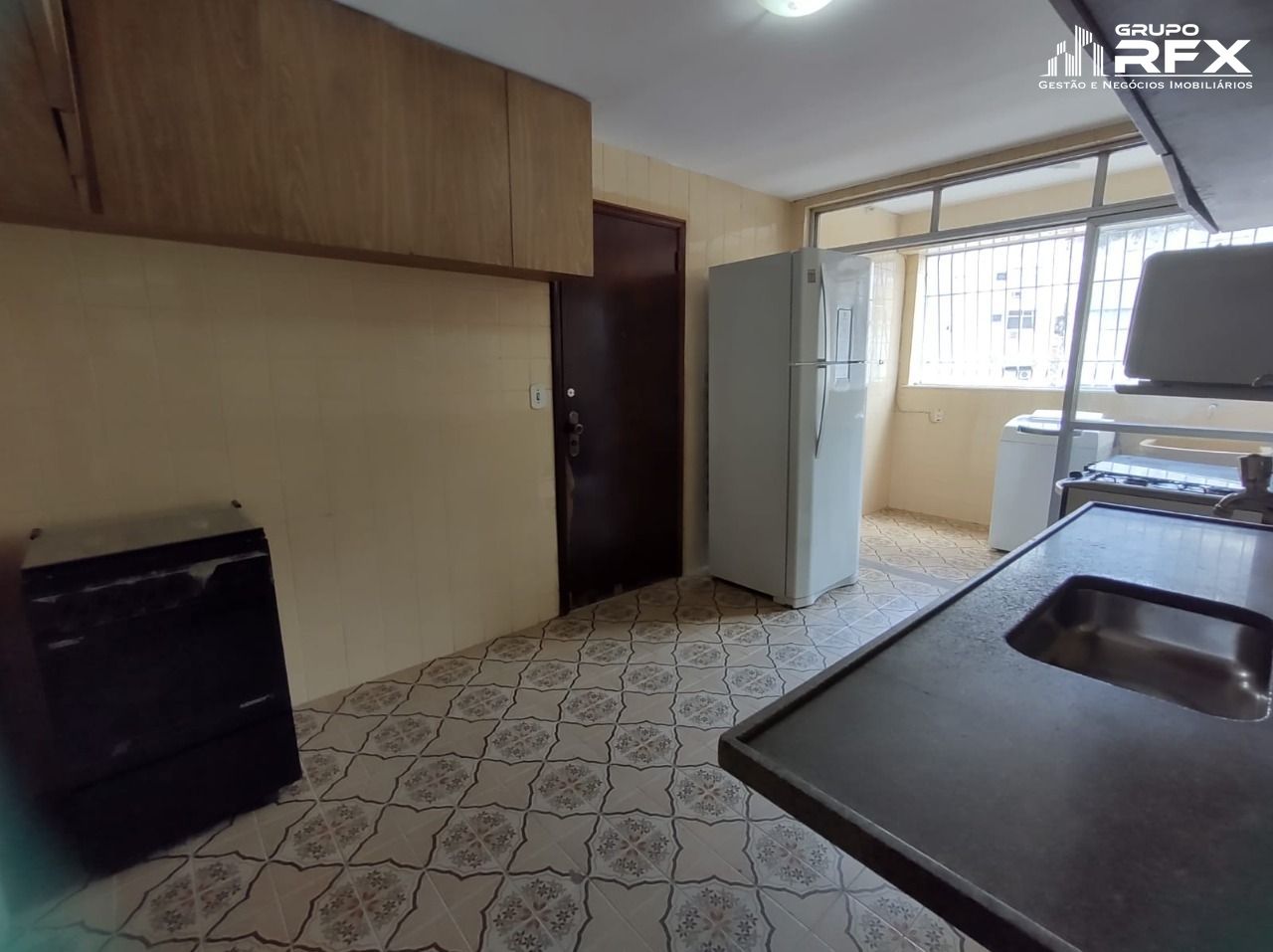 Apartamento à venda com 3 quartos, 145m² - Foto 18