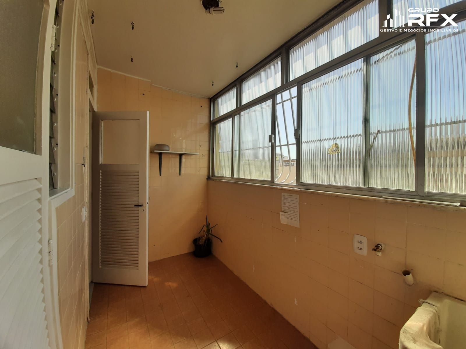 Apartamento à venda com 2 quartos, 90m² - Foto 19