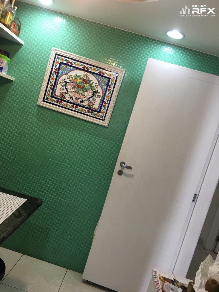 Apartamento à venda com 3 quartos, 166m² - Foto 5