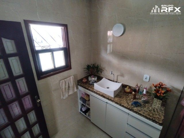 Casa à venda com 3 quartos, 250m² - Foto 18