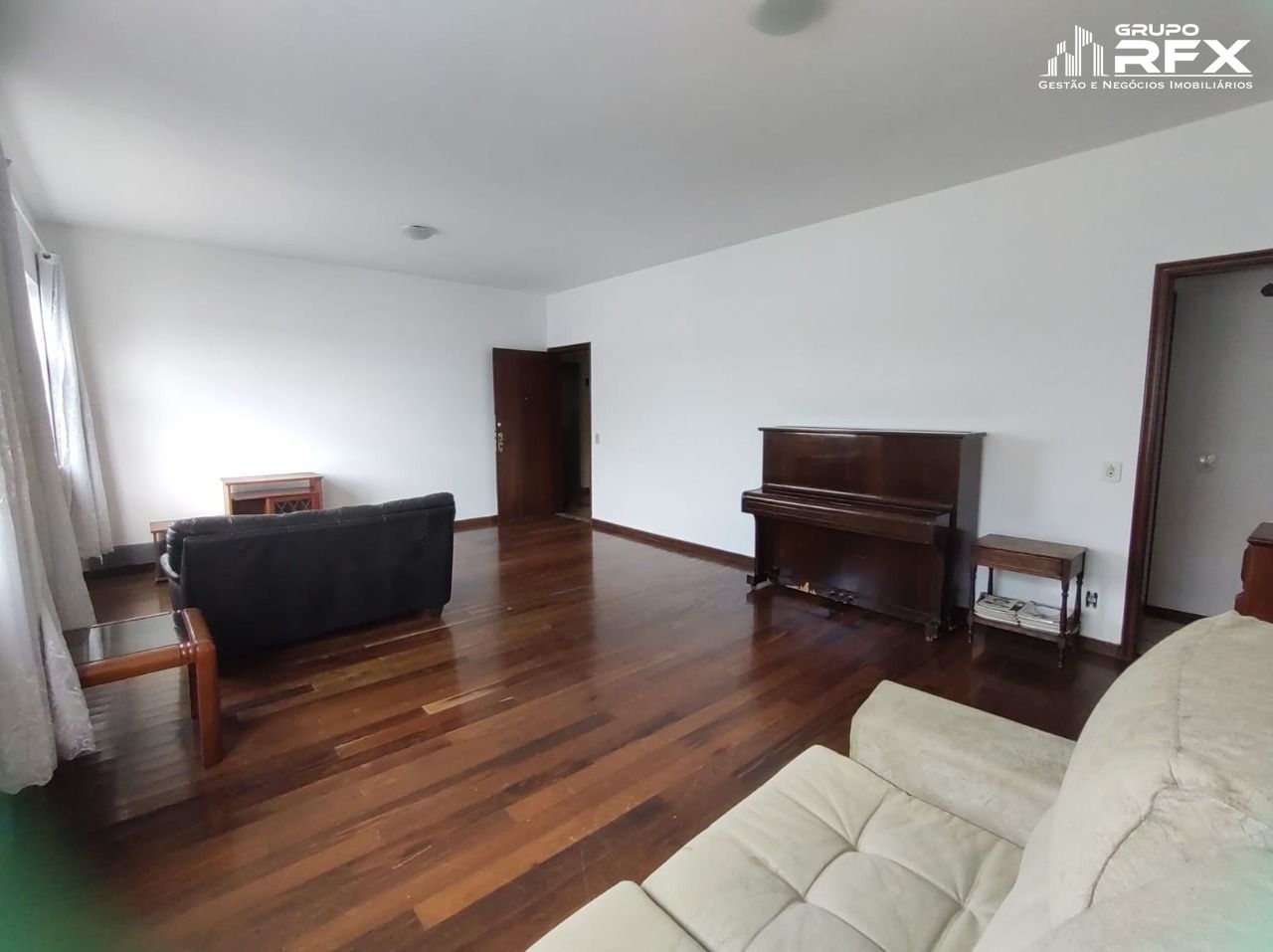 Apartamento à venda com 3 quartos, 145m² - Foto 3