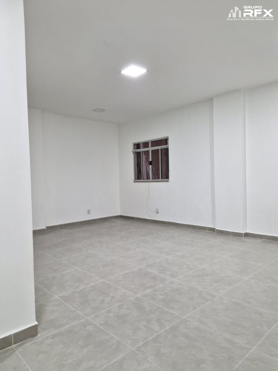 Loja / Salão / Ponto Comercial de 34m² no bairro Centro, em Niterói | Eu Corretor