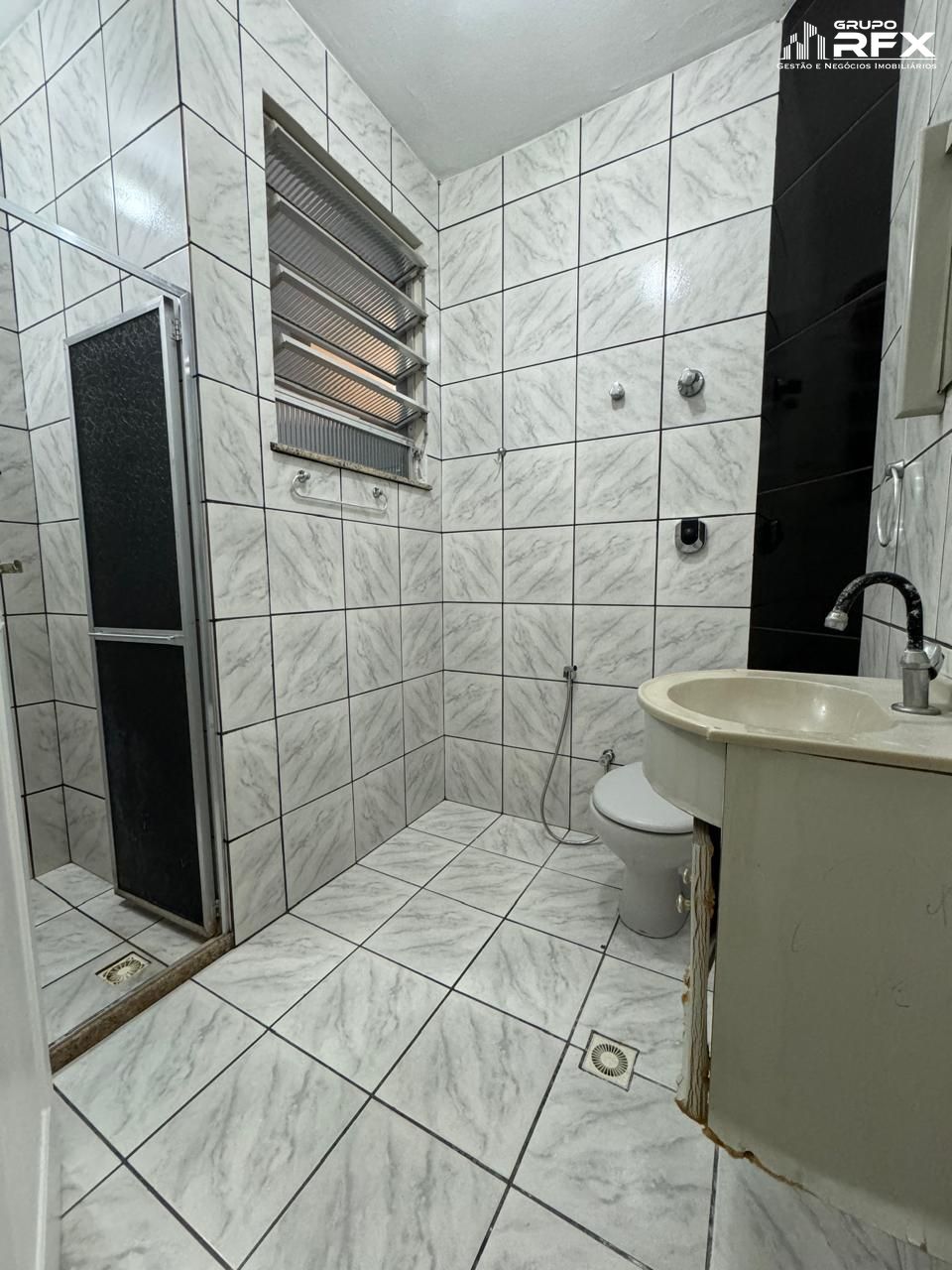 Apartamento à venda com 2 quartos, 70m² - Foto 5