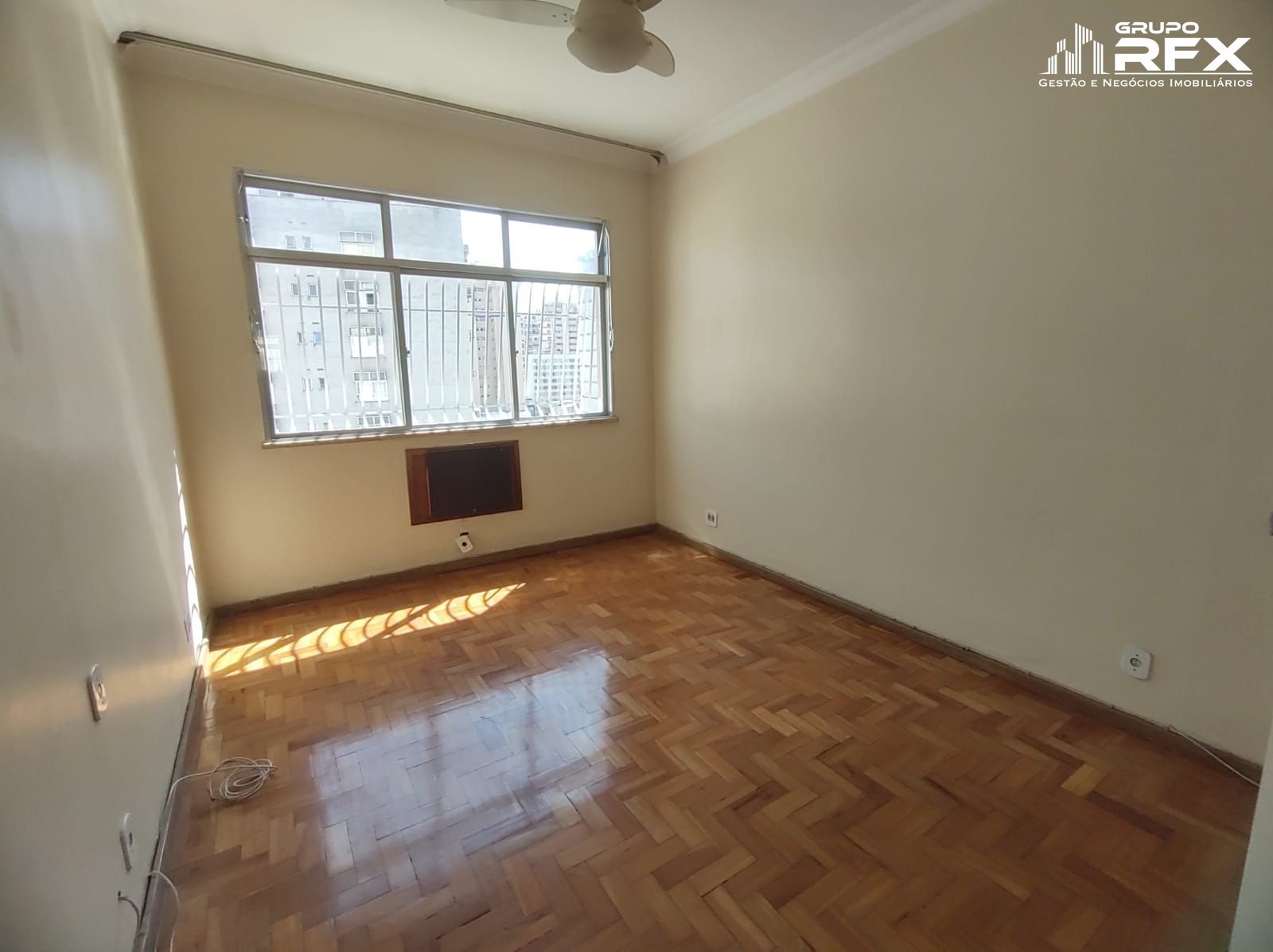 Apartamento à venda com 3 quartos, 179m² - Foto 17