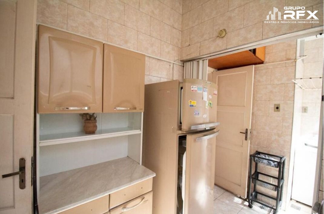 Apartamento à venda com 3 quartos, 130m² - Foto 6