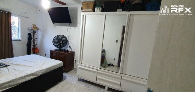 Casa à venda com 6 quartos, 327m² - Foto 13
