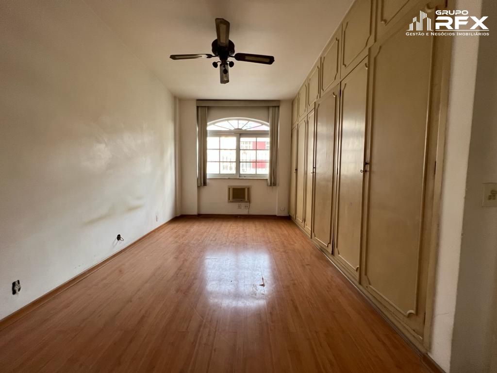 Apartamento à venda com 4 quartos, 142m² - Foto 5