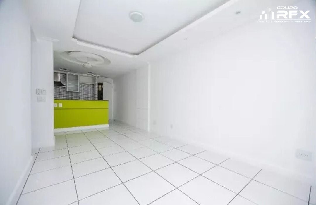 Apartamento à venda com 2 quartos, 70m² - Foto 8