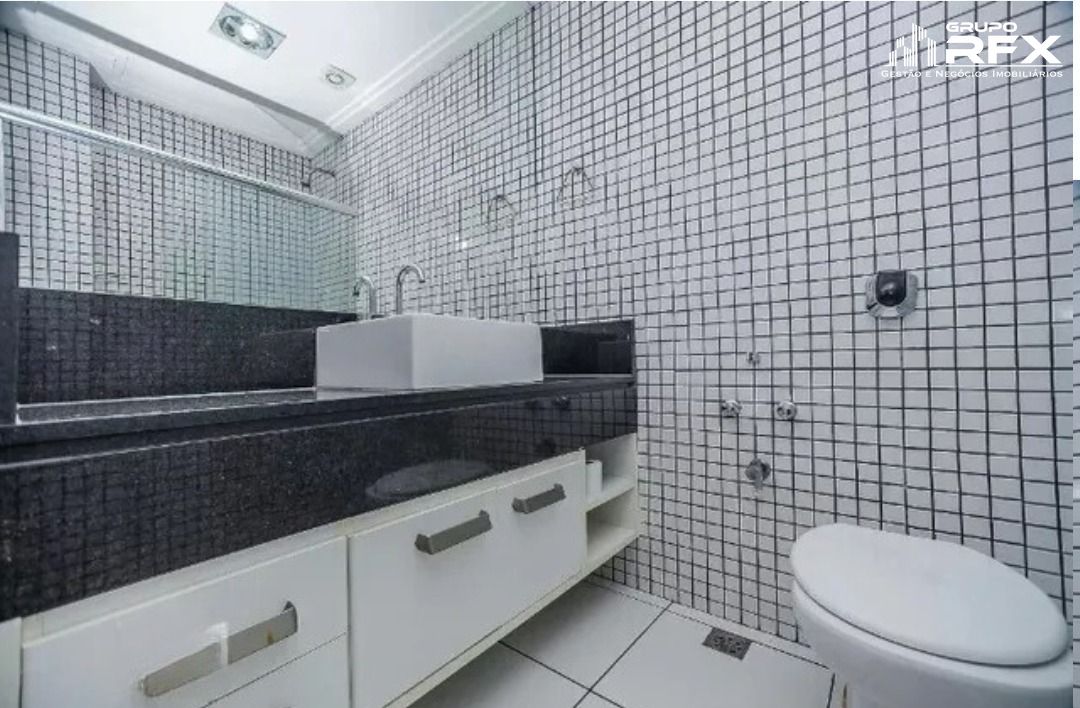 Apartamento à venda com 2 quartos, 70m² - Foto 7