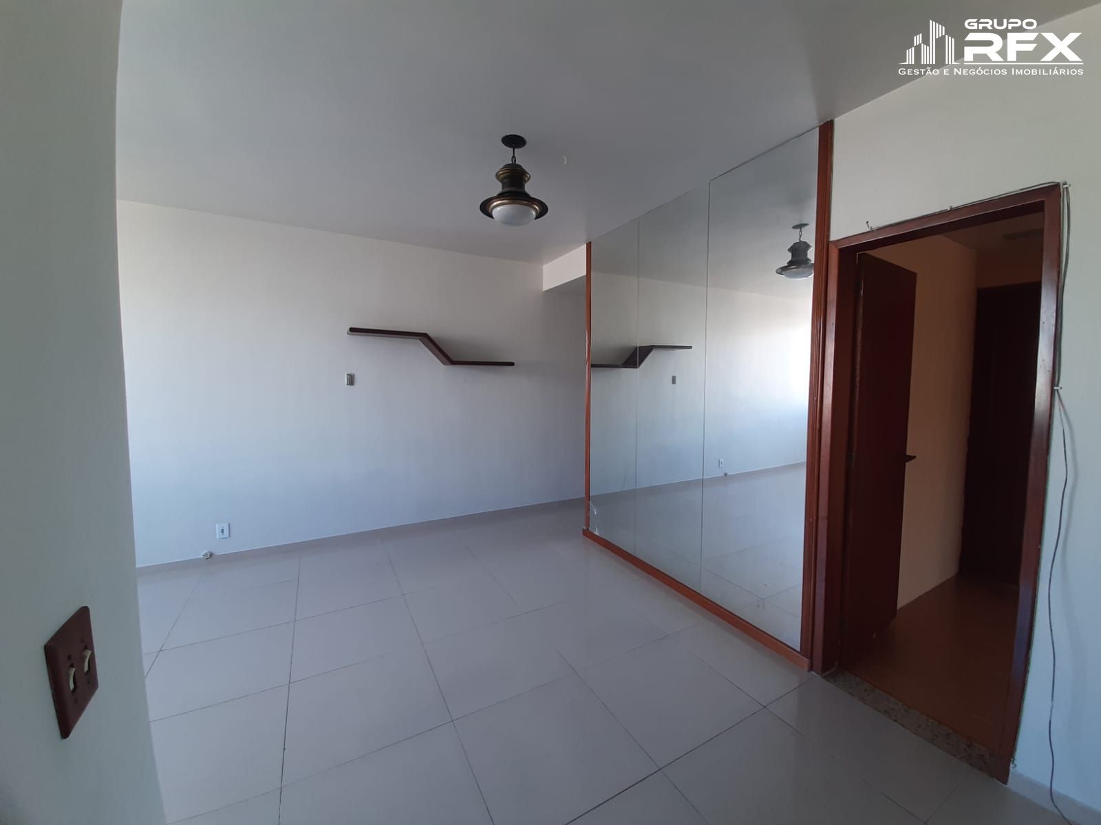 Apartamento à venda com 2 quartos, 90m² - Foto 5