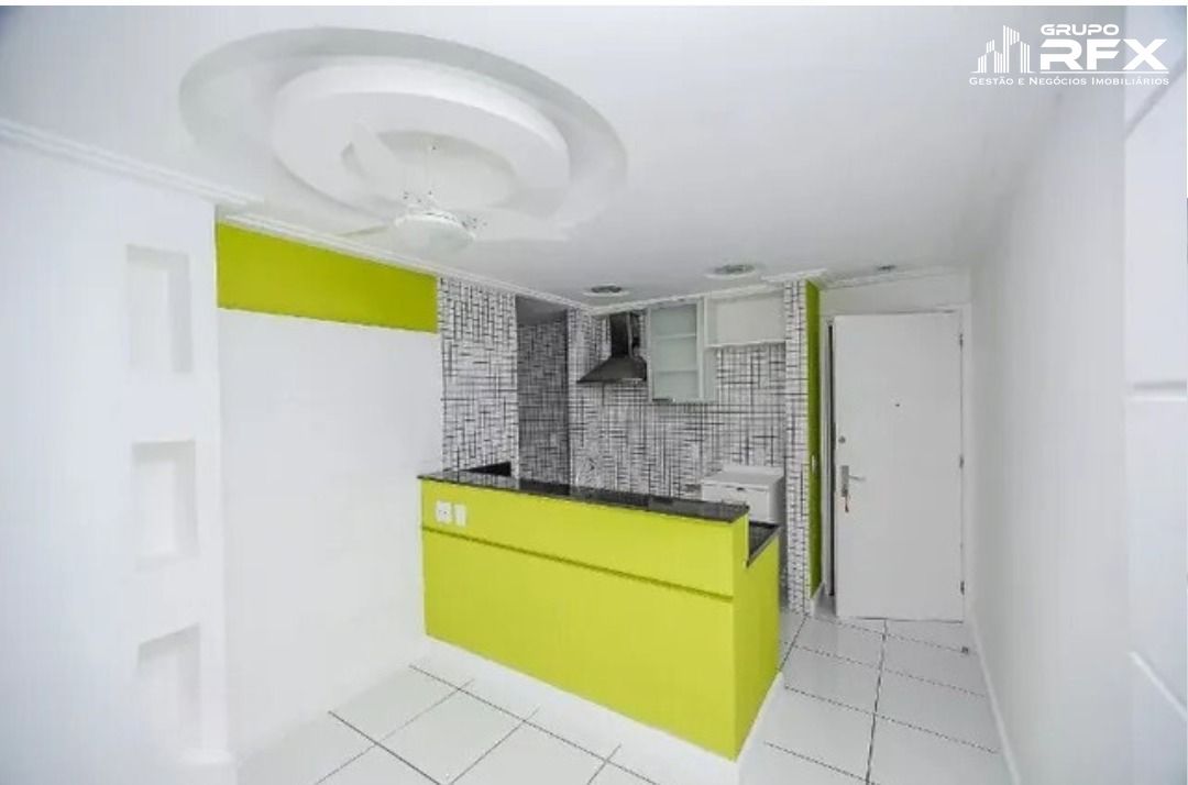 Apartamento à venda com 2 quartos, 70m² - Foto 12