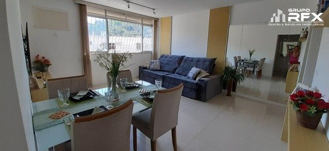 Apartamento à venda com 3 quartos, 125m² - Foto 1