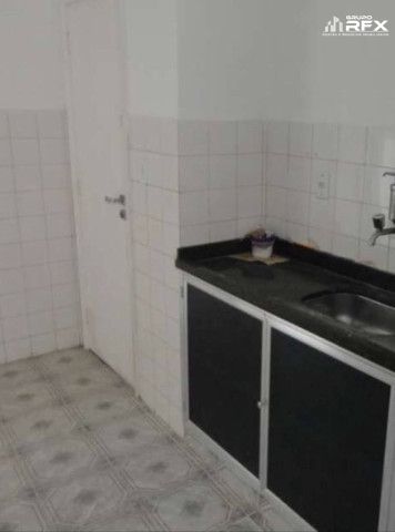 Apartamento à venda com 2 quartos, 64m² - Foto 9