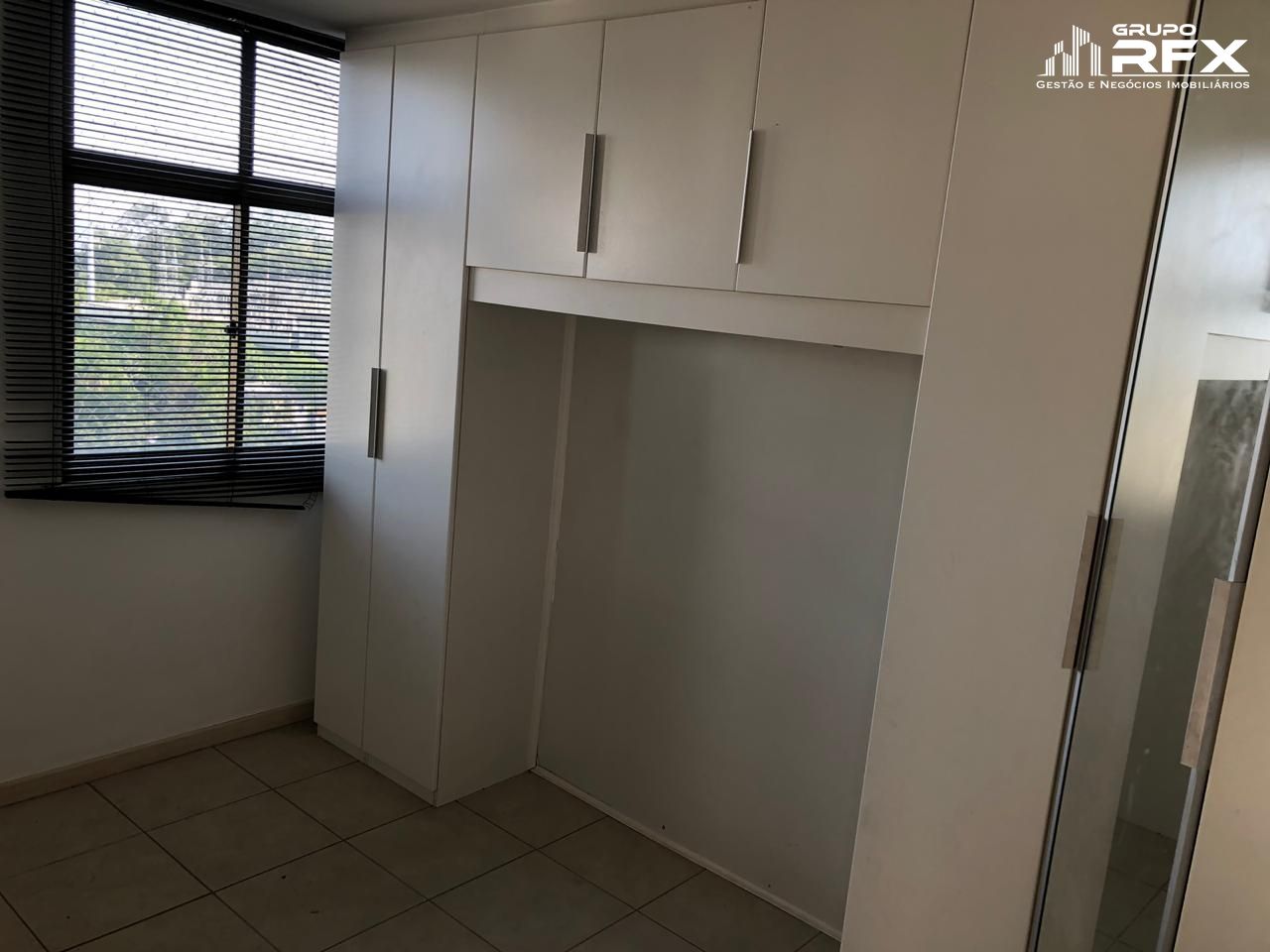 Apartamento à venda com 2 quartos, 60m² - Foto 13