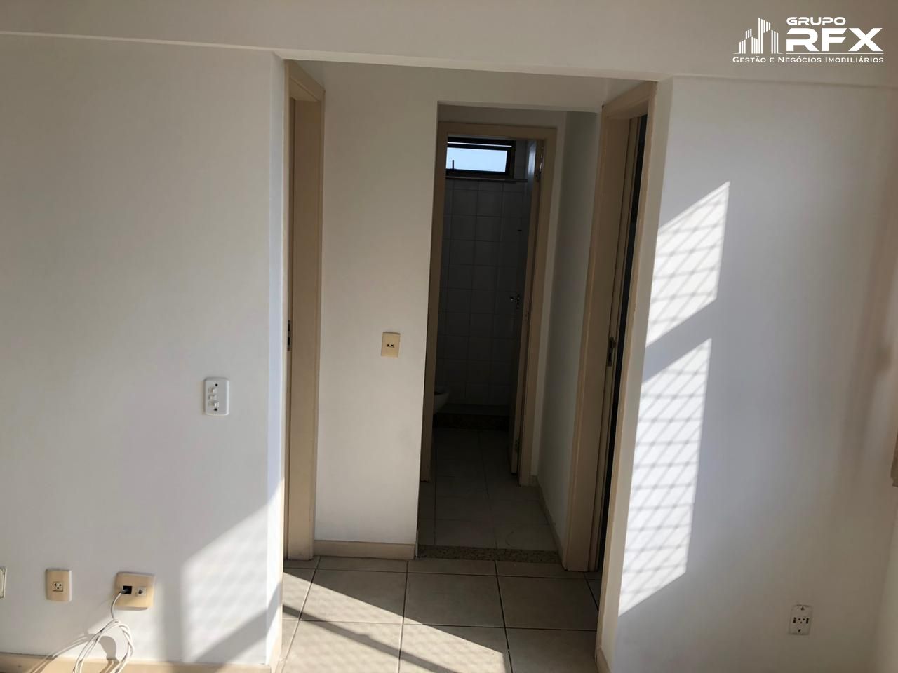 Apartamento à venda com 2 quartos, 60m² - Foto 9