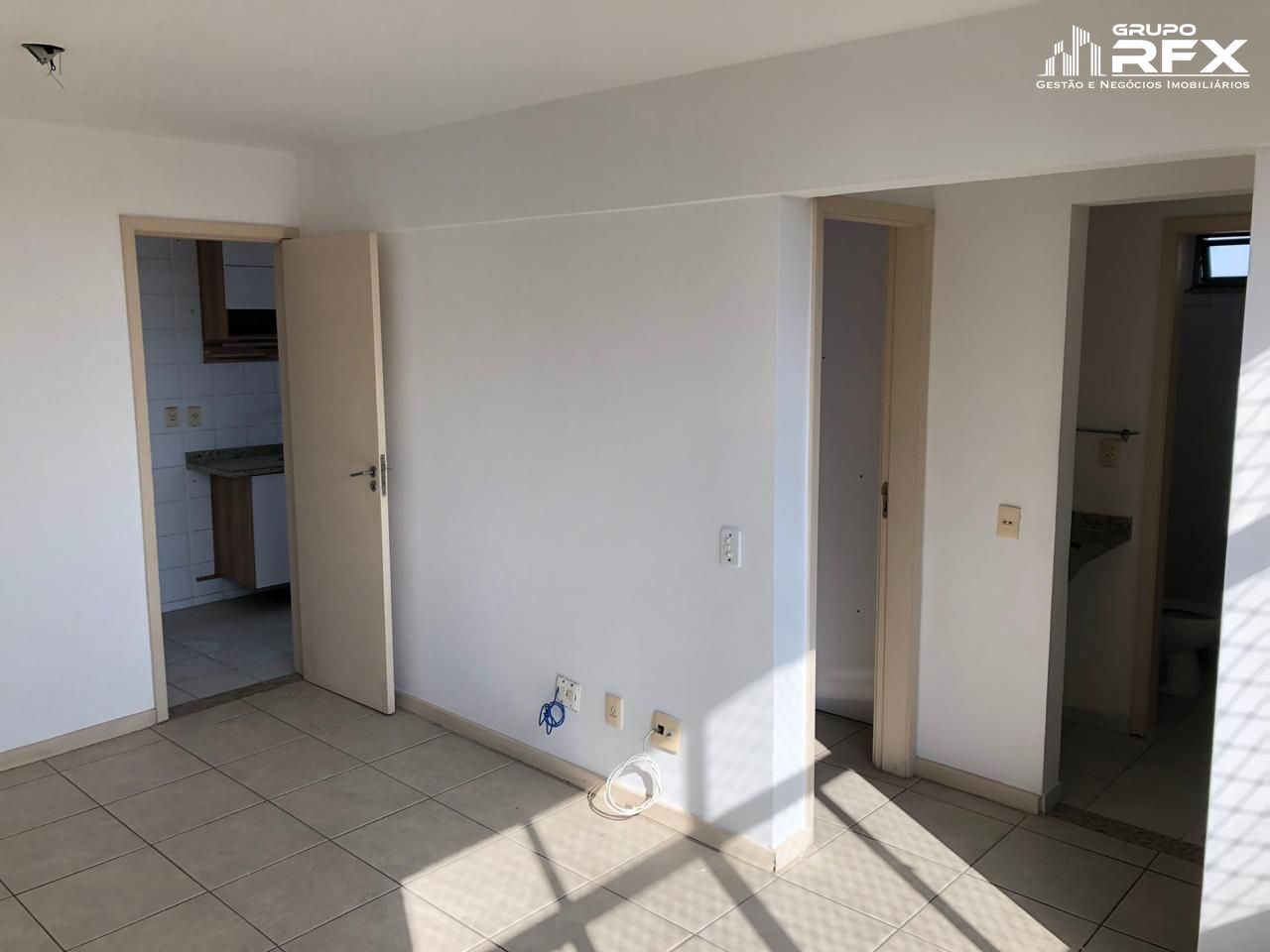 Apartamento à venda com 2 quartos, 60m² - Foto 4