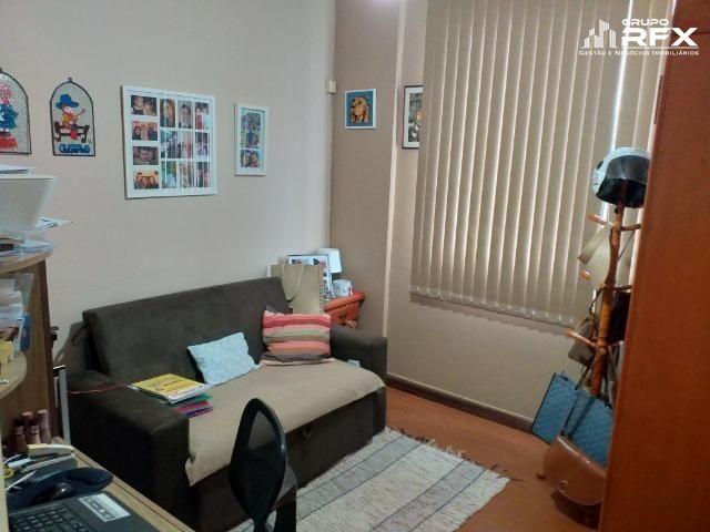 Apartamento à venda com 2 quartos, 70m² - Foto 4