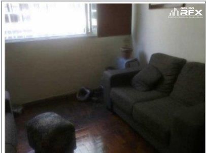 Apartamento à venda com 3 quartos, 95m² - Foto 2