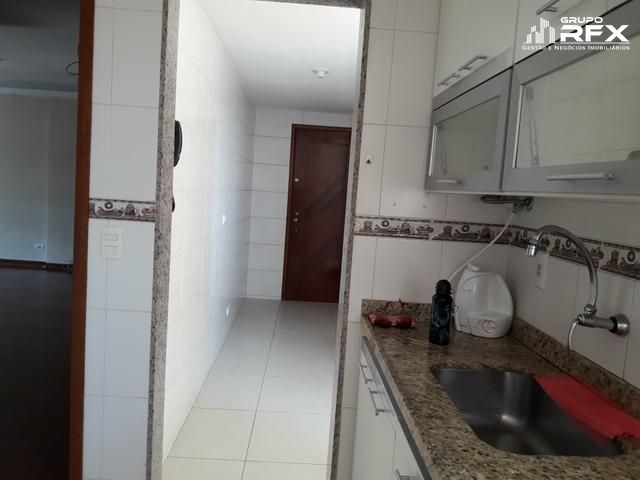 Apartamento à venda com 2 quartos, 85m² - Foto 10