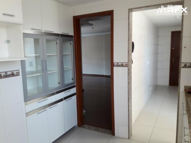 Apartamento à venda com 2 quartos, 85m² - Foto 7