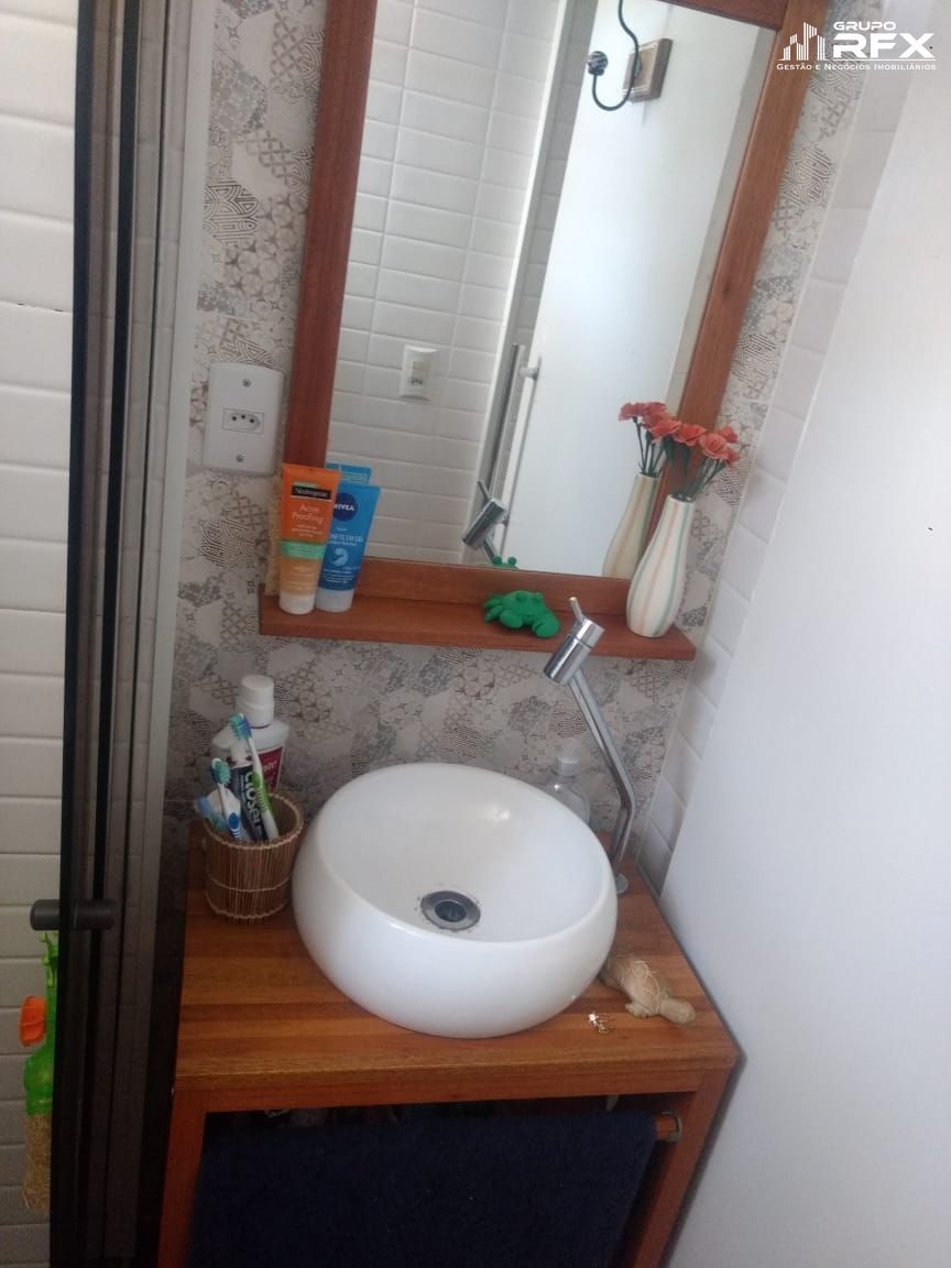 Apartamento à venda com 2 quartos, 55m² - Foto 11