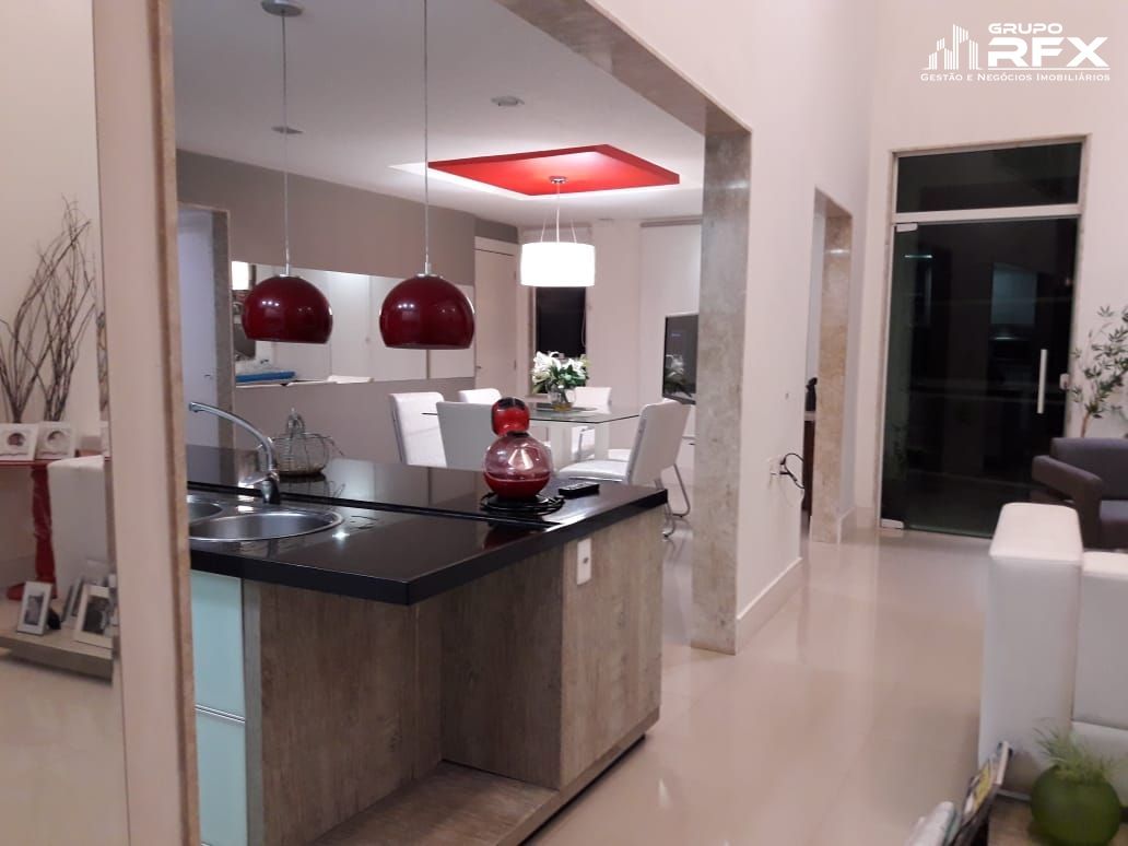 Casa de Condomínio à venda com 3 quartos, 400m² - Foto 1