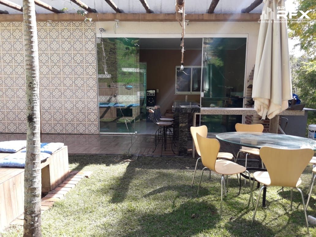 Casa de Condomínio à venda com 3 quartos, 400m² - Foto 17