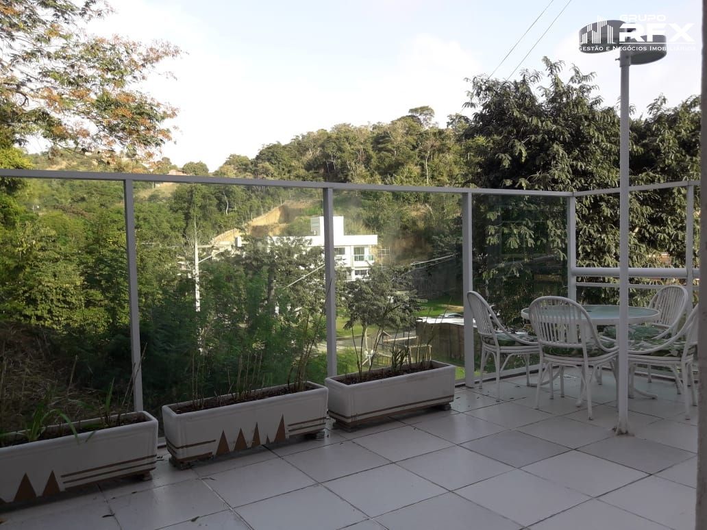 Casa de Condomínio de 3 quartos, 400m² no bairro Maria Paula I, em São Gonçalo | Eu Corretor