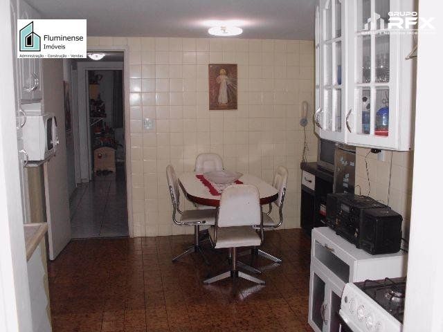 Apartamento à venda com 3 quartos, 105m² - Foto 12