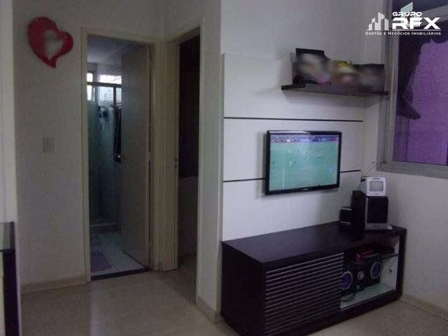 Apartamento à venda com 2 quartos, 68m² - Foto 3