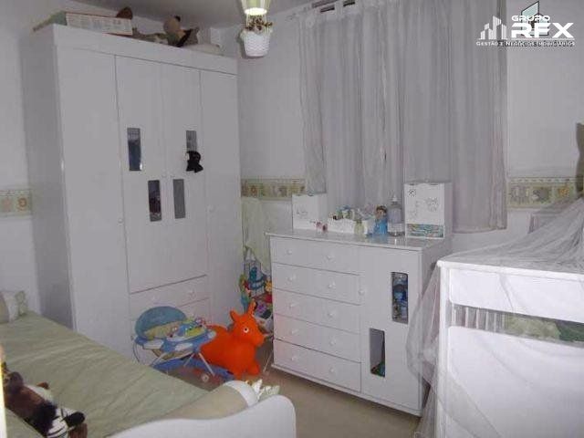 Apartamento à venda com 2 quartos, 68m² - Foto 11