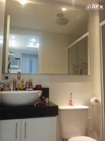 Apartamento à venda com 2 quartos, 61m² - Foto 9