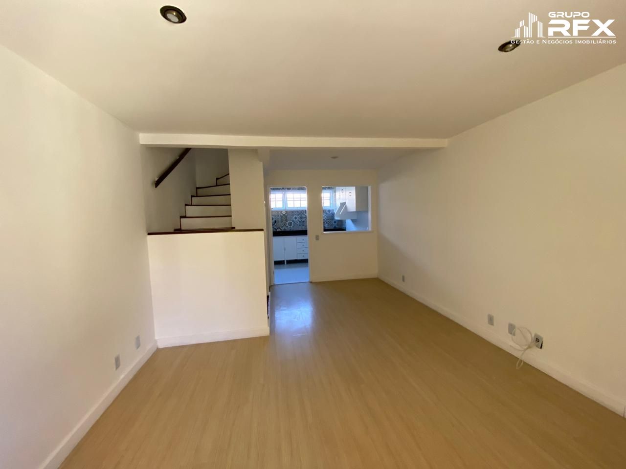 Casa de Condomínio à venda com 3 quartos, 180m² - Foto 4