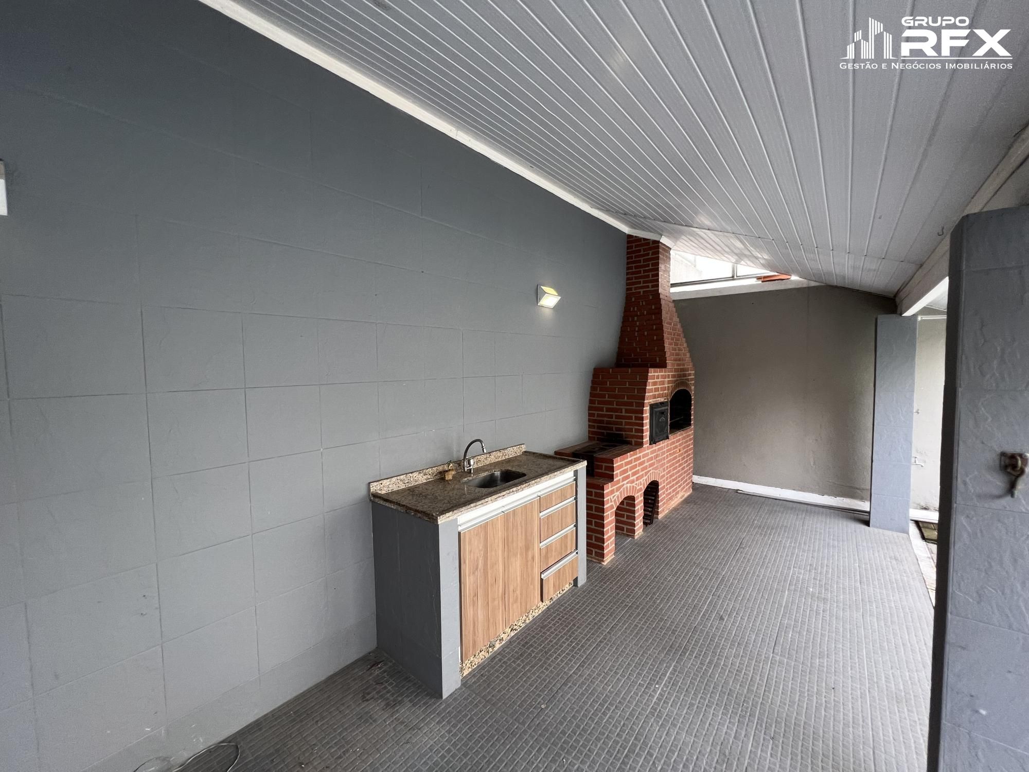 Casa à venda com 4 quartos, 250m² - Foto 19