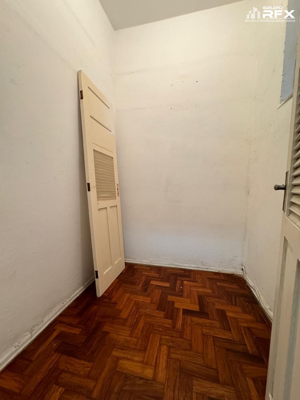 Apartamento à venda com 2 quartos, 90m² - Foto 9