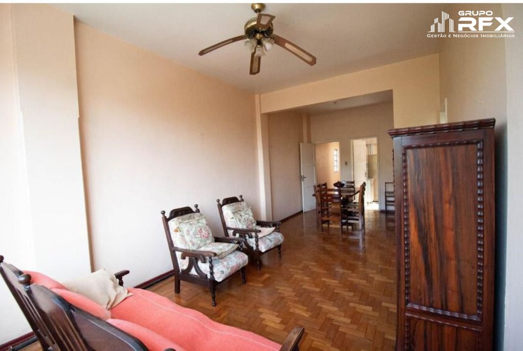 Apartamento à venda com 3 quartos, 130m² - Foto 1