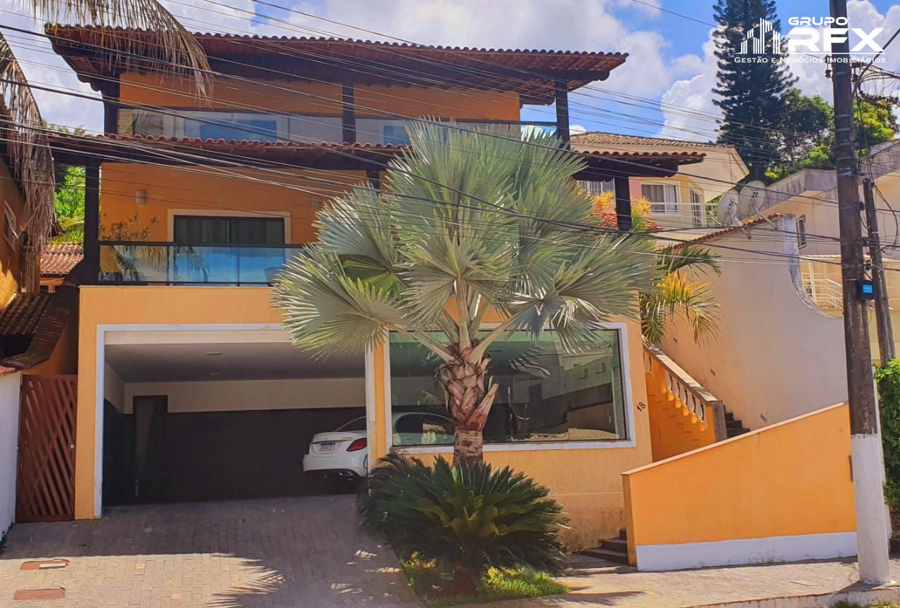 Casa à venda com 3 quartos, 341m² - Foto 2