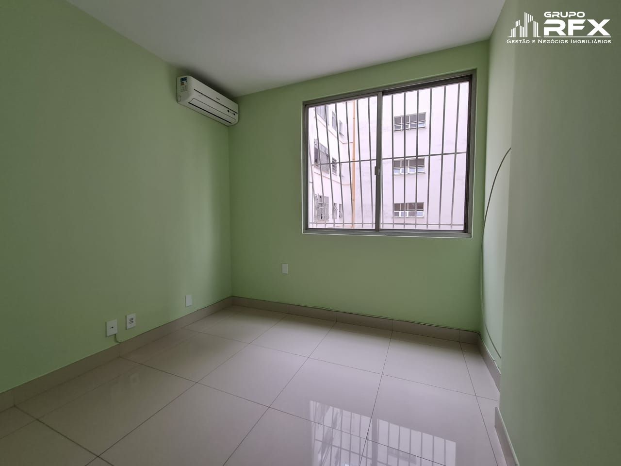 Apartamento à venda com 2 quartos, 90m² - Foto 5