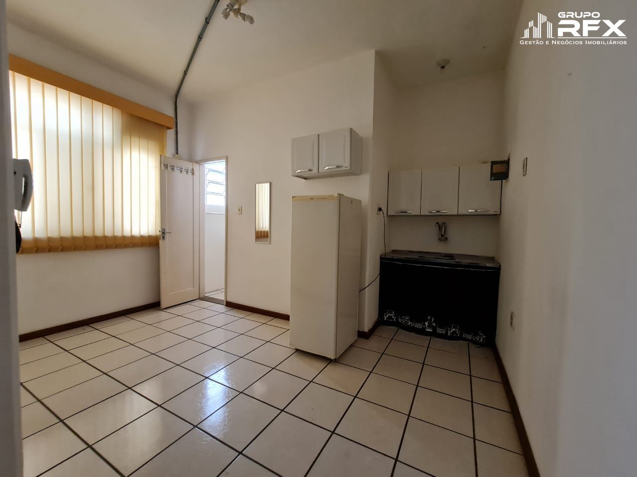 Loja-Salão à venda com 1 quarto, 45m² - Foto 1