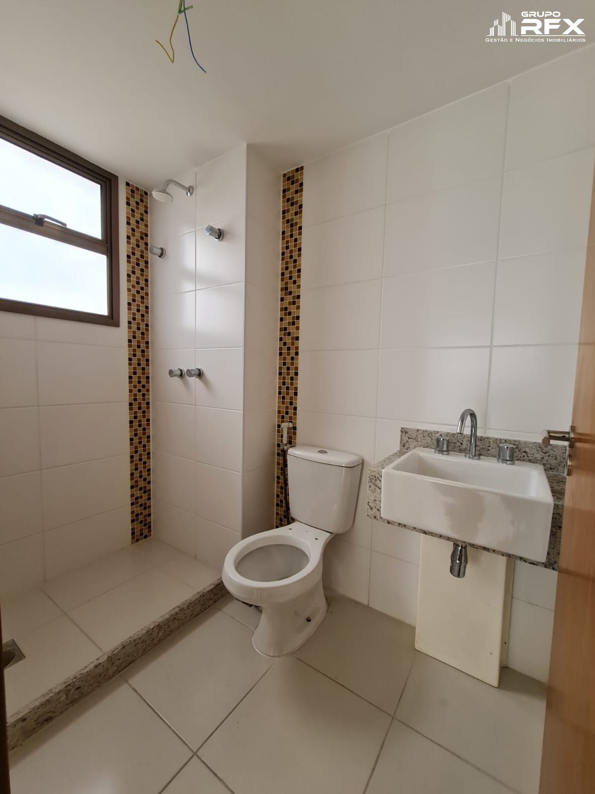 Apartamento à venda com 2 quartos, 74m² - Foto 7