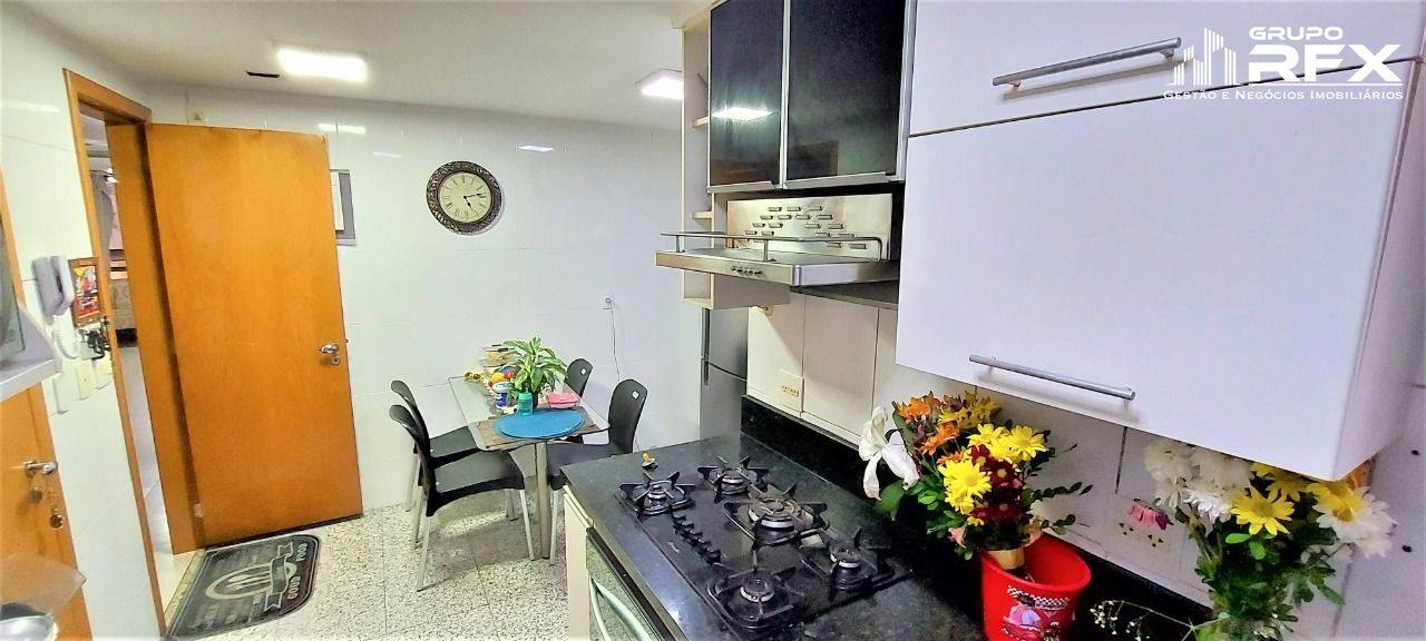 Apartamento à venda com 4 quartos, 160m² - Foto 18